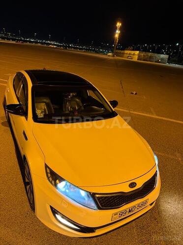 Kia Optima-4