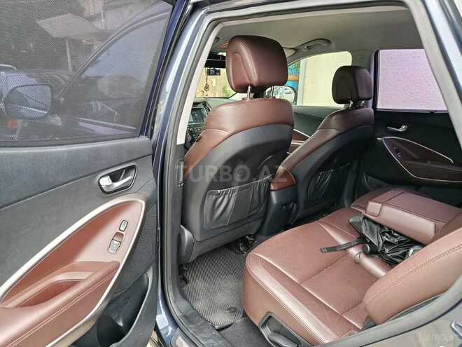 Hyundai Santa Fe-13