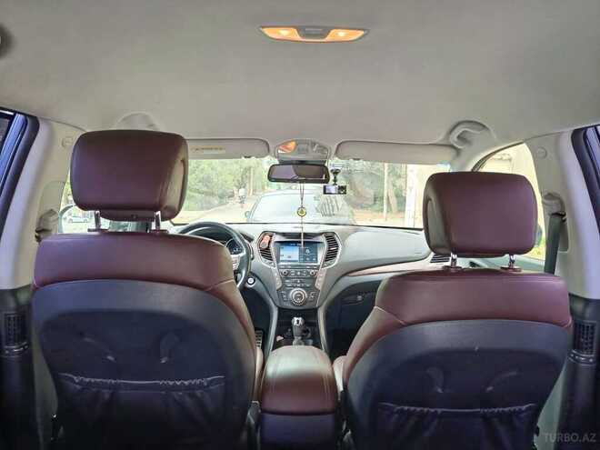 Hyundai Santa Fe-6