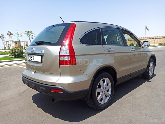 Honda CR-V-6