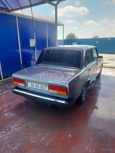 LADA (VAZ) 2107-5
