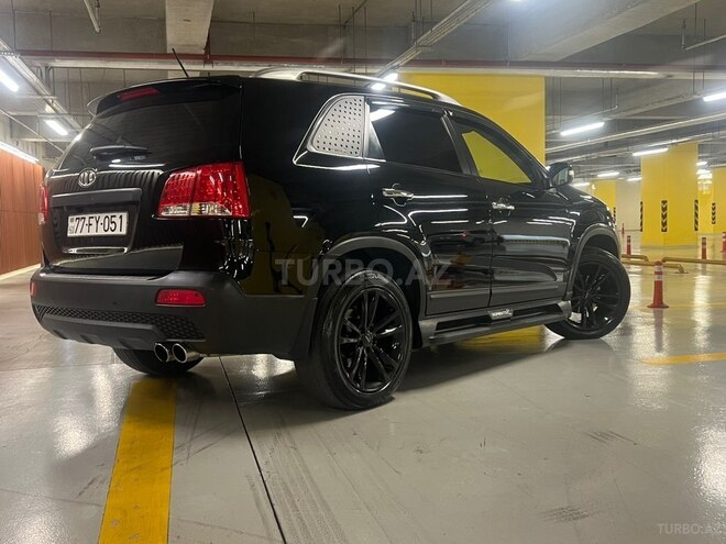 Kia Sorento-8