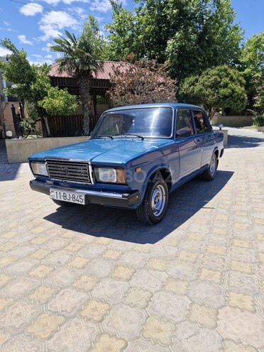 LADA (VAZ) 2107-1