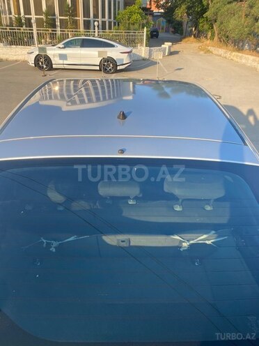 Toyota Prius-5