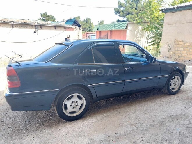 Mercedes C 220-10