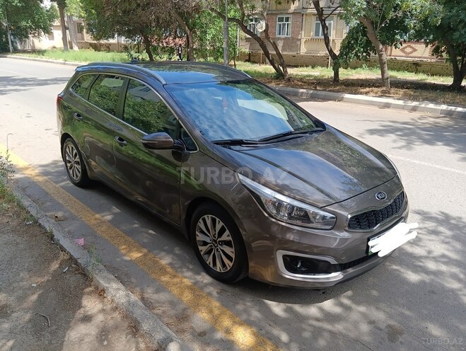 Kia Ceed SW-3