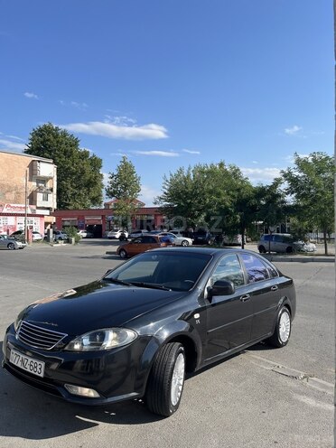Daewoo Gentra-11