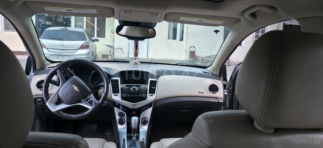 Chevrolet Cruze-8