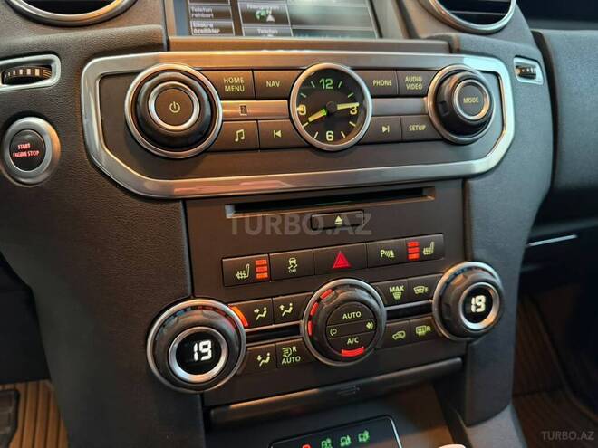 Land Rover Discovery-12