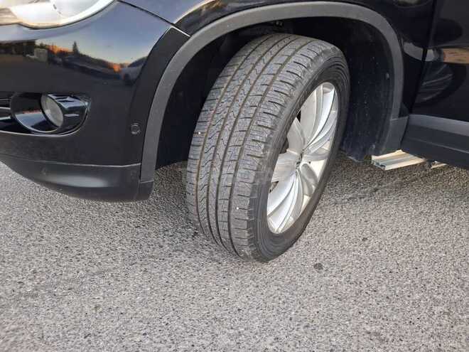 Volkswagen Tiguan-7
