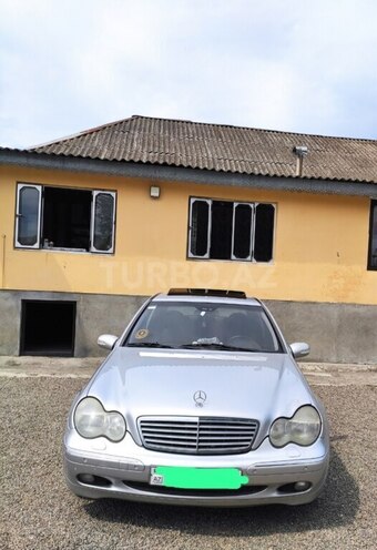 Mercedes C 240-1