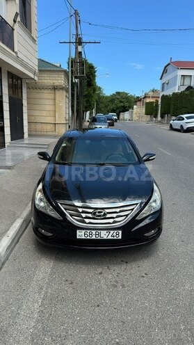 Hyundai Sonata-1