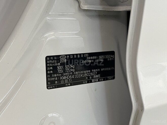 Hyundai Avante-21