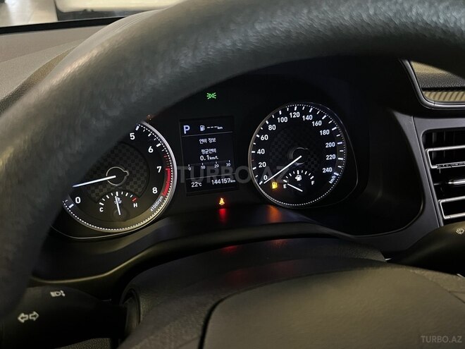 Hyundai Avante-10