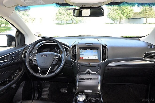 Ford Edge-16