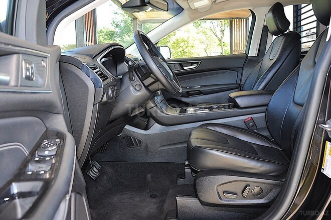 Ford Edge-20