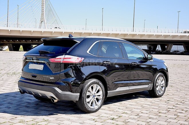 Ford Edge-11
