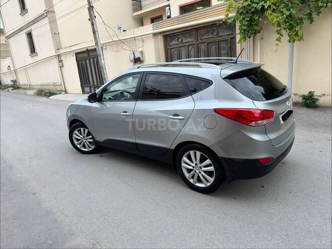 Hyundai ix35-3