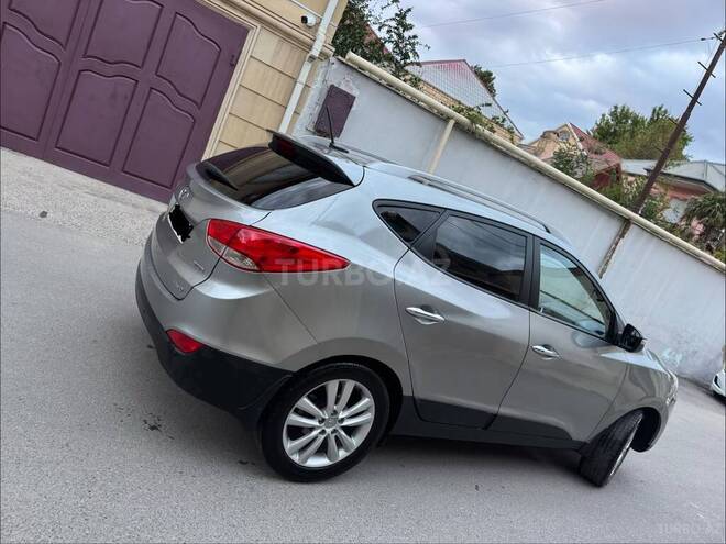 Hyundai ix35-4