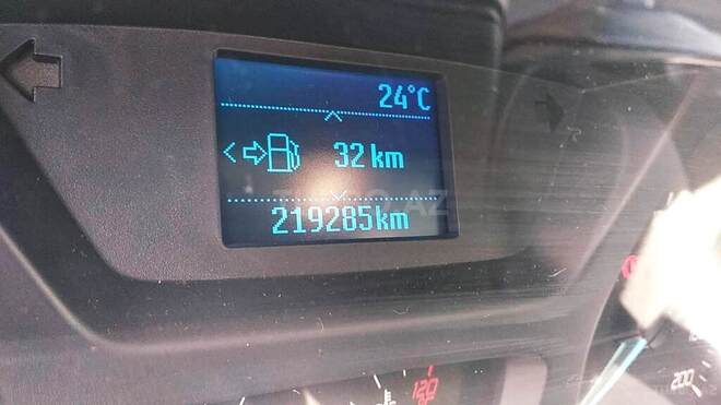 Ford Transit-18