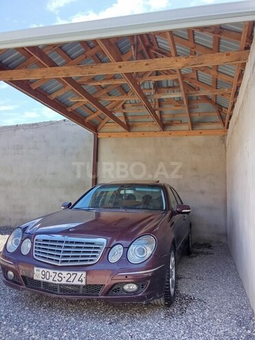 Mercedes E 230-1