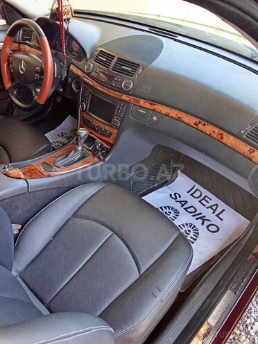 Mercedes E 230-9