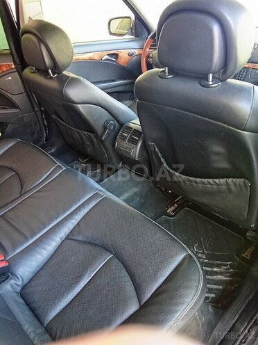 Mercedes E 230-10