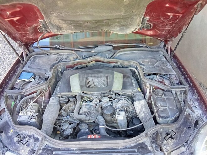 Mercedes E 230-12