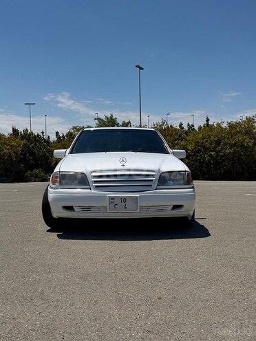 Mercedes C 280-1