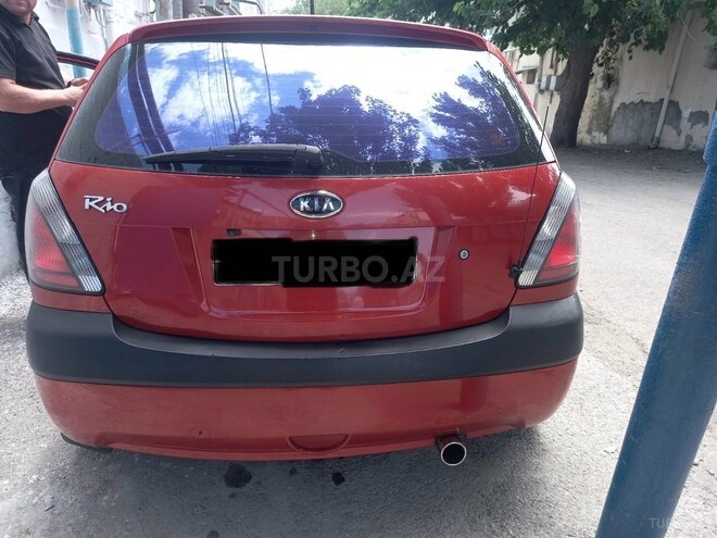 Kia Rio-2