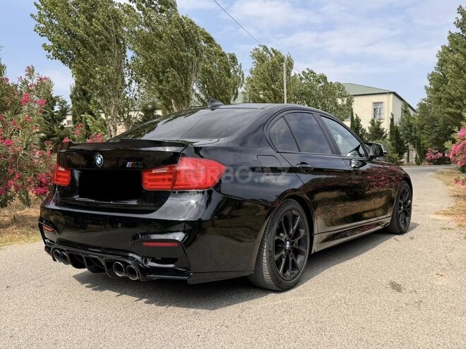 BMW 330-4