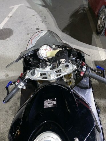 BMW S 1000 RR-7