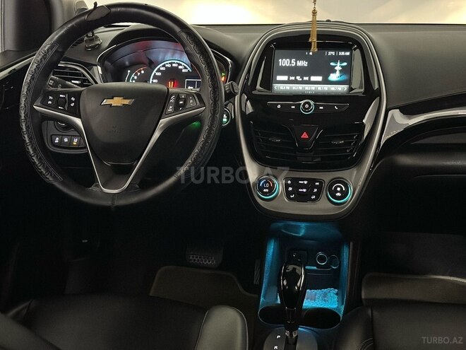 Chevrolet Spark-12