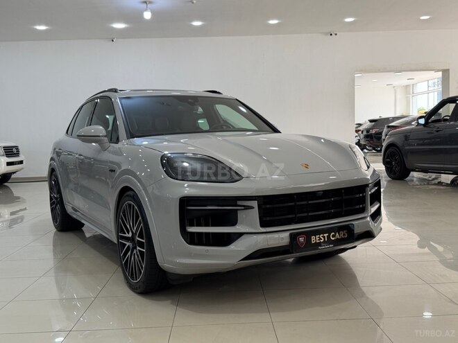 Porsche Cayenne S E-Hybrid-2