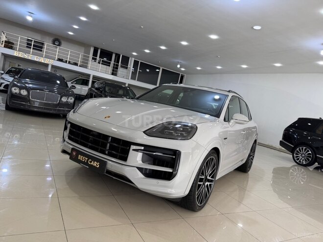 Porsche Cayenne S E-Hybrid-6