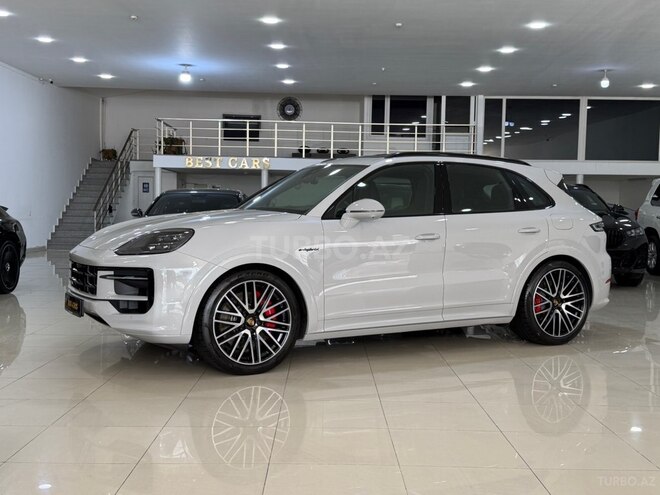 Porsche Cayenne S E-Hybrid-5