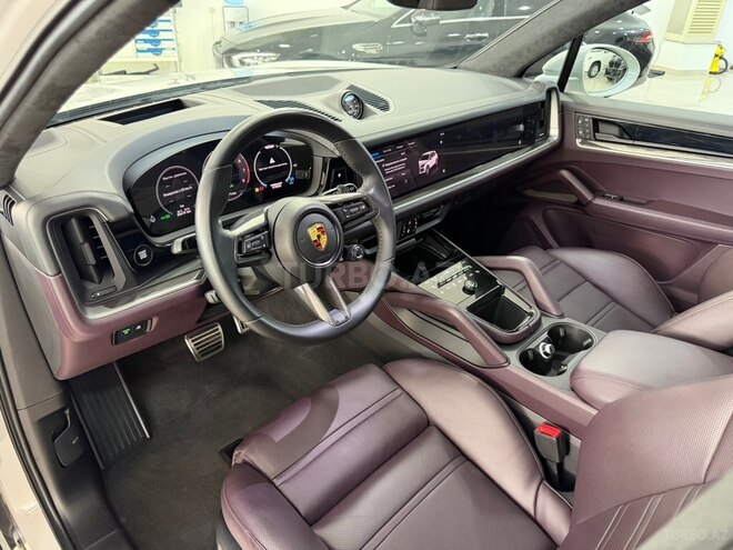 Porsche Cayenne S E-Hybrid-17