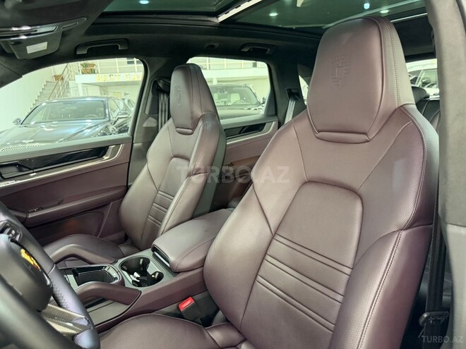 Porsche Cayenne S E-Hybrid-22