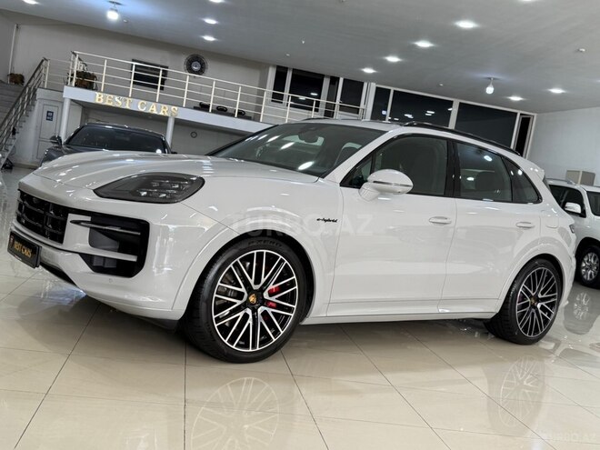 Porsche Cayenne S E-Hybrid-15