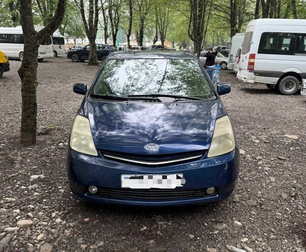 Toyota Prius-1