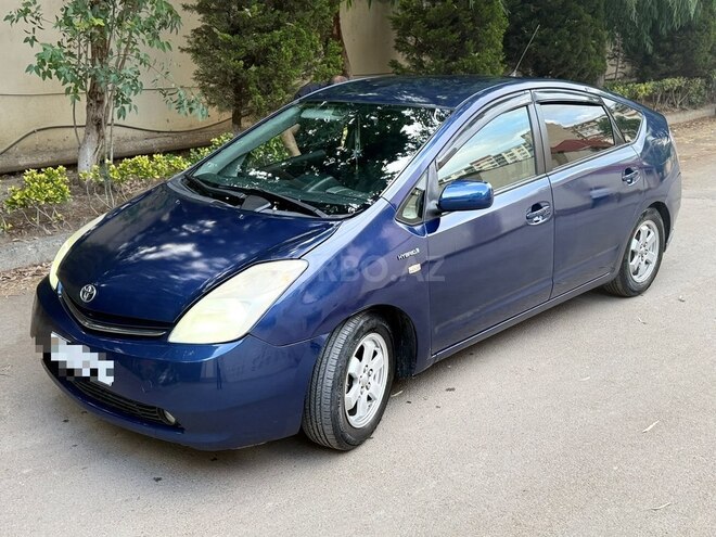 Toyota Prius-8