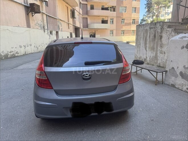 Hyundai i30-2