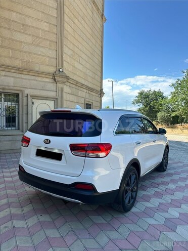 Kia Sorento-6