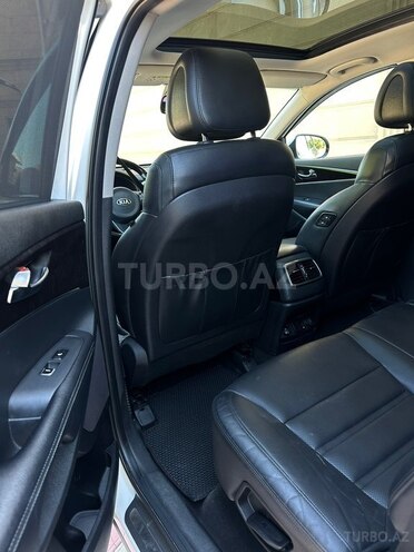 Kia Sorento-10