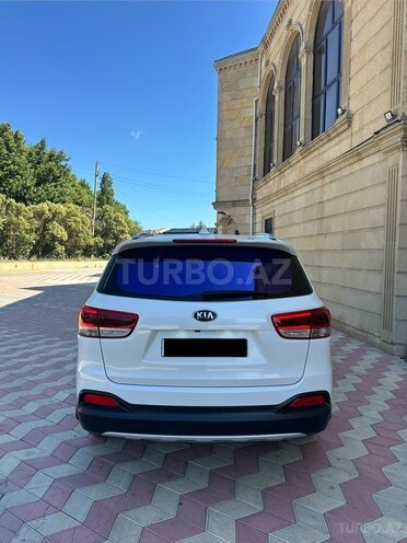Kia Sorento-8