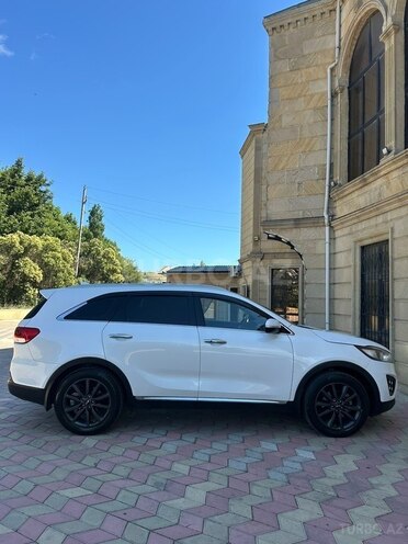 Kia Sorento-4