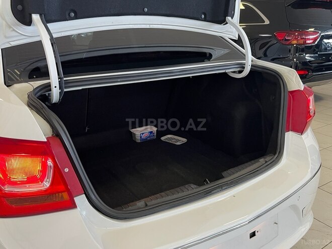Chevrolet Cruze-16