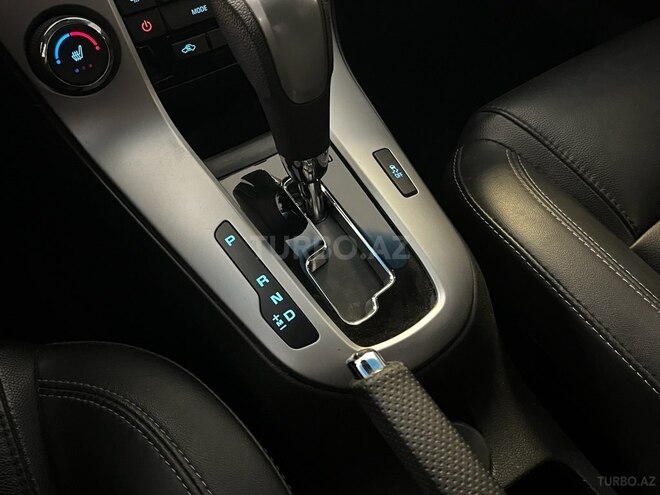 Chevrolet Cruze-10