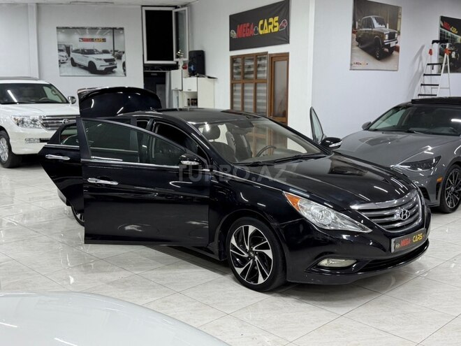 Hyundai Sonata-13