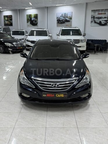 Hyundai Sonata-2